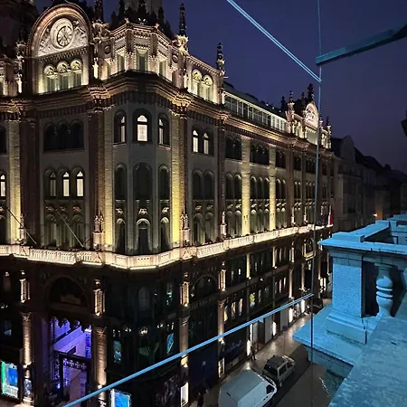 Golden Grace * Budapeşte